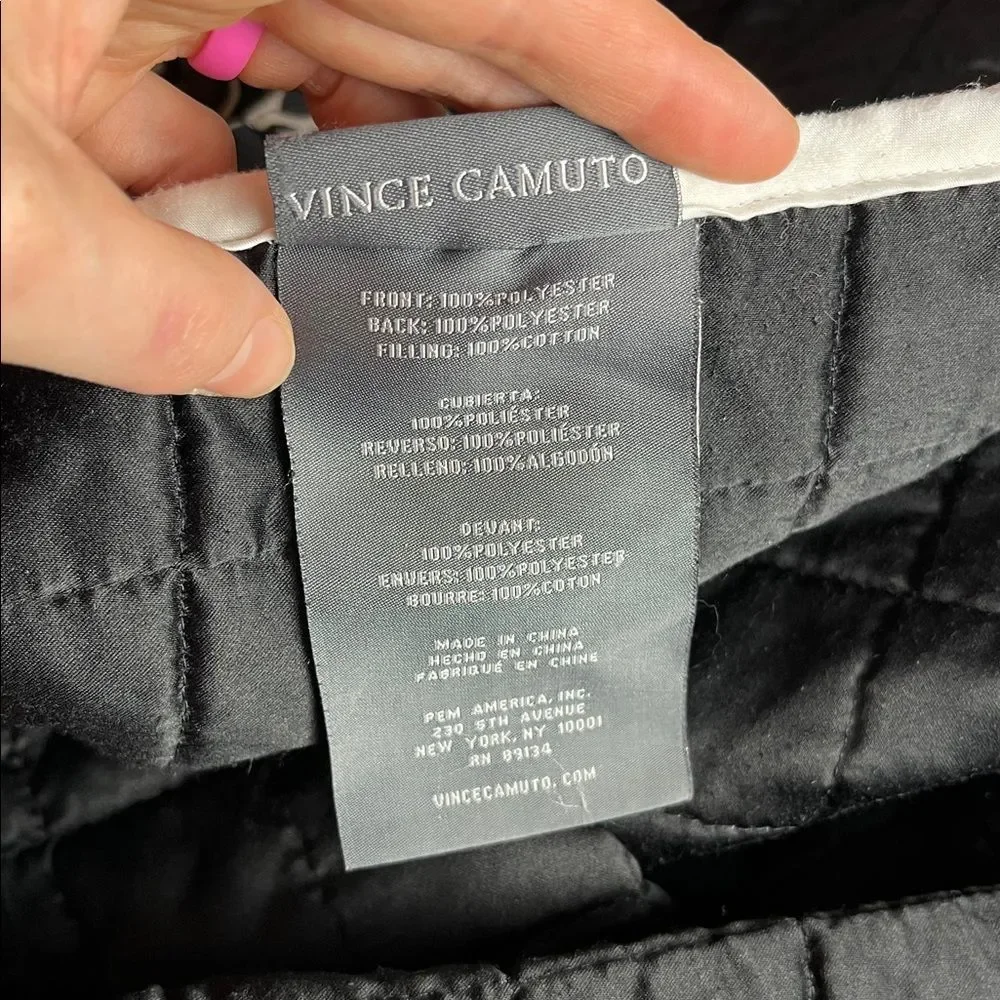 Black and White Vince Camuto Lucerne Print Queen Comforter